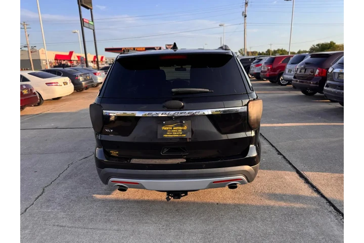 $10999 : 2016 Explorer XLT FWD image 4