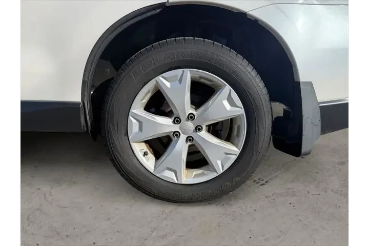 $13970 : Subaru Forester 2016 AWD 2.5 image 9