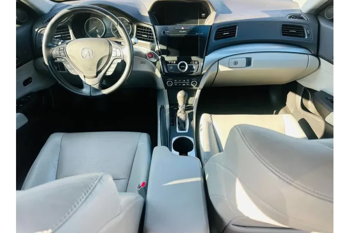 $24000 : 2018 ILX w/Premium image 5
