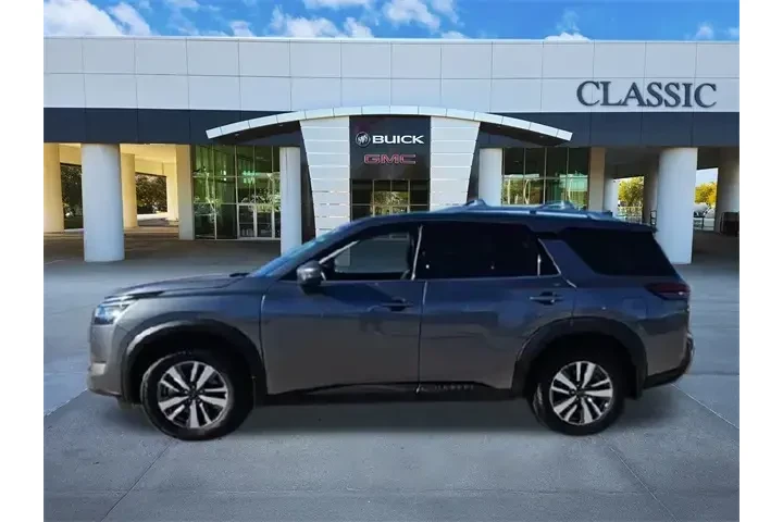 $27987 : Nissan Pathfinder 2023 SL 4d image 5