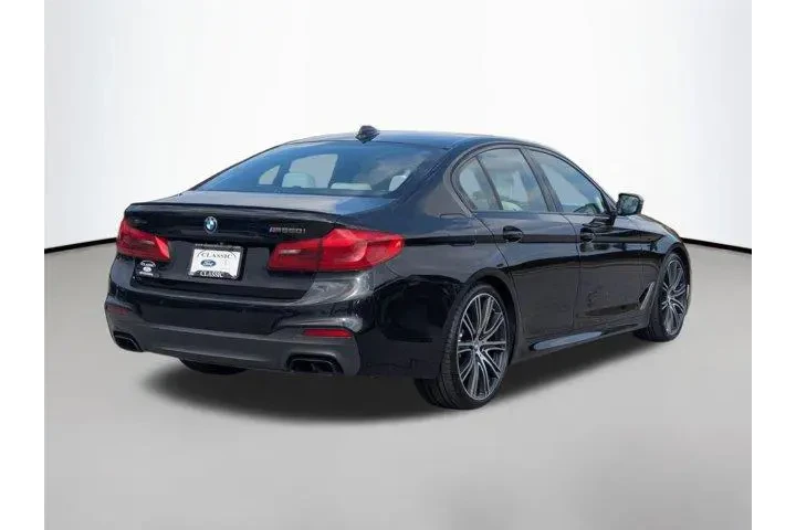 $33995 : BMW 5 Series 2019 AWD M550i image 4