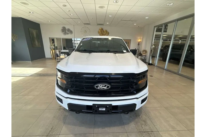 $39996 : Ford F-150 2024 4x4 XLT 4dr image 8