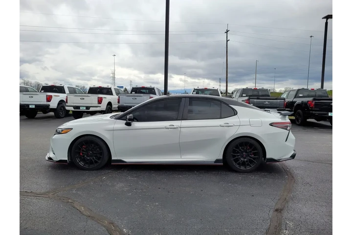 $26998 : Toyota Camry 2021 TRD 4dr Se image 7