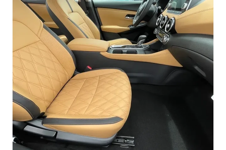 $26999 : Nissan Sentra 2025 SV 4dr Se image 10