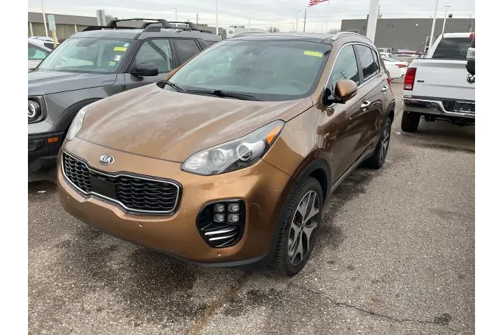 $9900 : Kia Sportage 2017 AWD SX Tur image 2