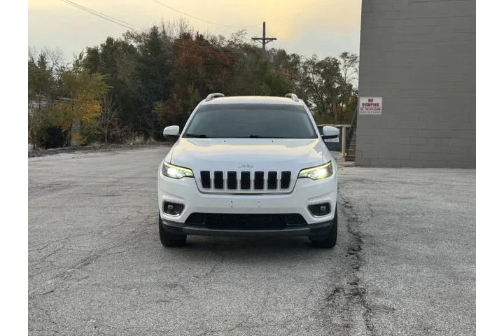 $17950 : 2020 Cherokee Limited image 7