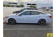 $19990 : Nissan Altima 2023 2.5 SR 4d thumbnail