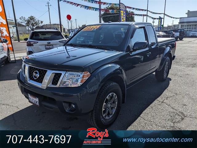 $25995 : 2016 Frontier PRO-4X 4WD Truck image 3