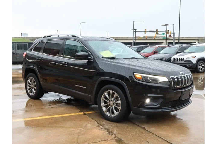 $16548 : 2019 Cherokee Latitude Plus F image 4
