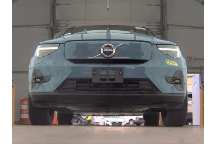 $23993 : Volvo XC40 Recharge 2023 eAW image 3