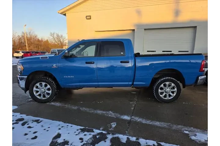 $38290 : Ram 2500 2022 4x4 Lone Star image 8