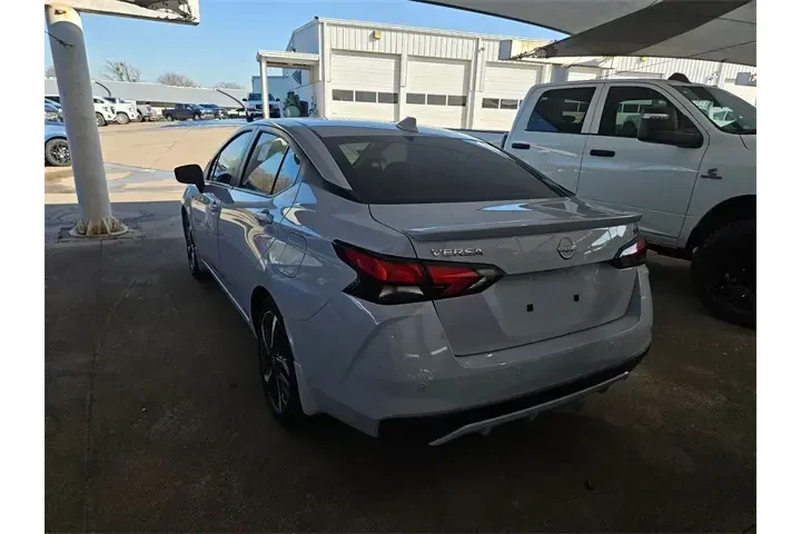 $19987 : Nissan Versa 2025 SR 4dr Sed image 5