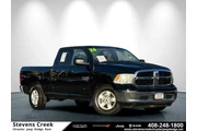 Ram 1500 Classic 2024 4x4 SL