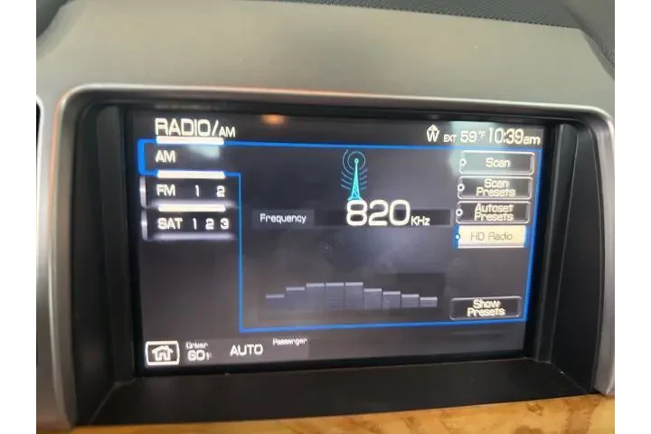 $9530 : Lincoln MKZ Hybrid 2011 4dr image 4