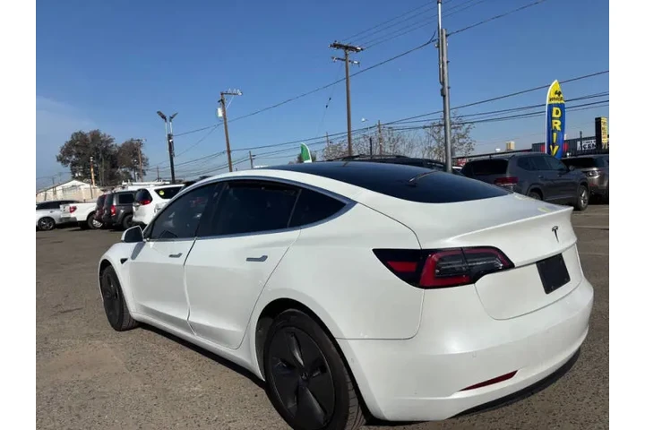 $22999 : 2019 Model 3 Standard Range image 5