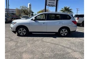 $17004 : Nissan Pathfinder 2020 SV 4d thumbnail