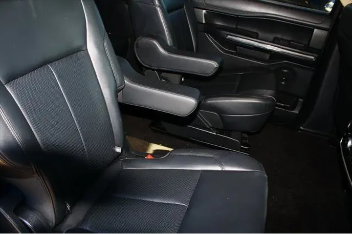 $39530 : Ford Expedition MAX 2023 4x2 image 8