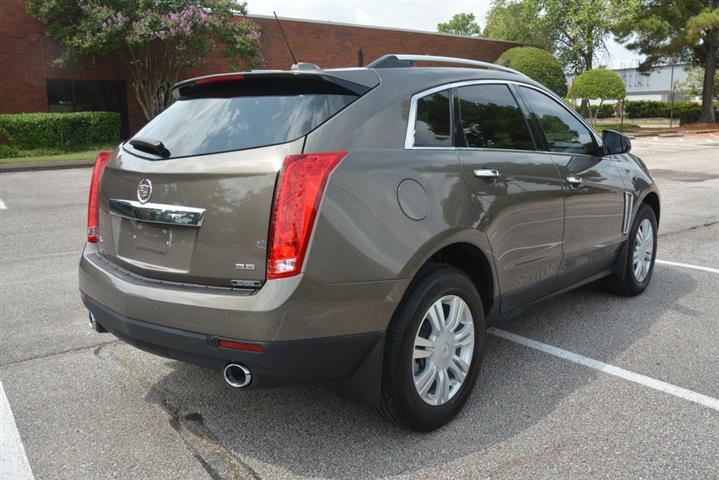 2016 SRX Luxury Collection image 6