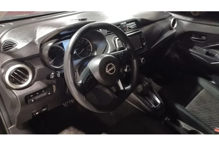 $17812 : Nissan Versa 2024 S 4dr Seda image 4