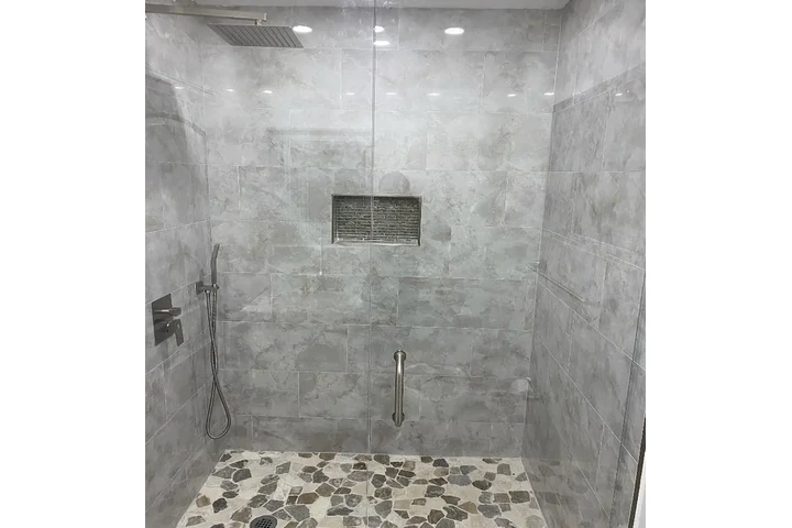 $1700 : 3  dormitorios y 2 baños! image 4