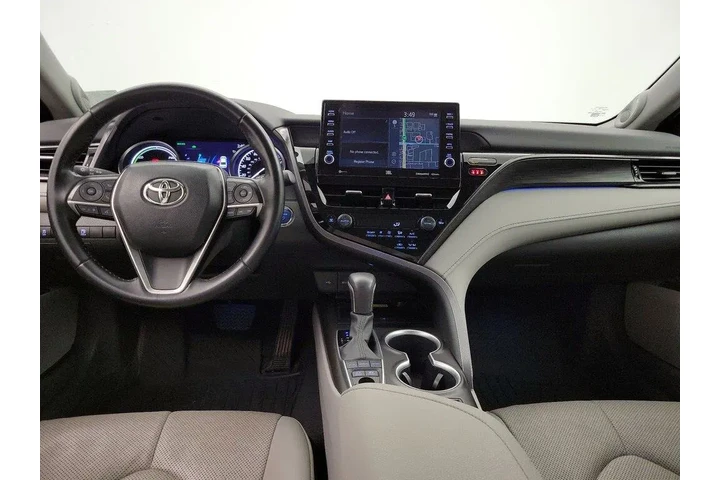 $30998 : Toyota Camry Hybrid 2024 XLE image 9