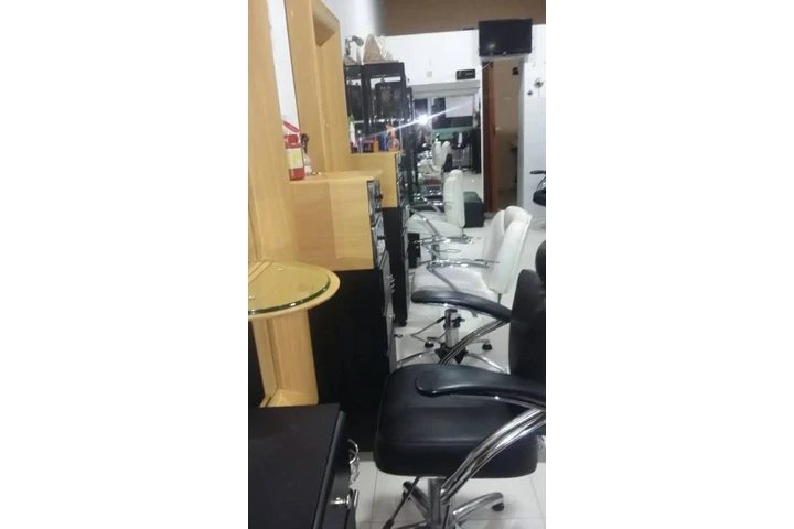 $7000000 : REMATE LOTE COMPLETO – SALÓN “ image 2
