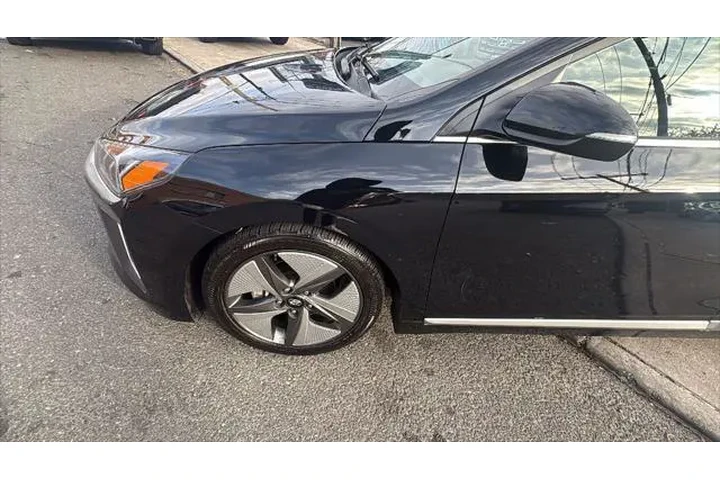 $19985 : Hyundai IONIQ Hybrid 2021 Li image 9