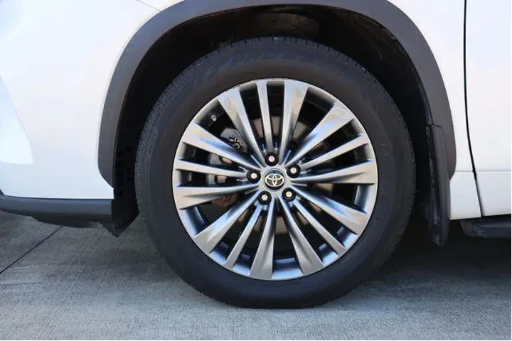 $34974 : Toyota Highlander 2020 Limit image 9