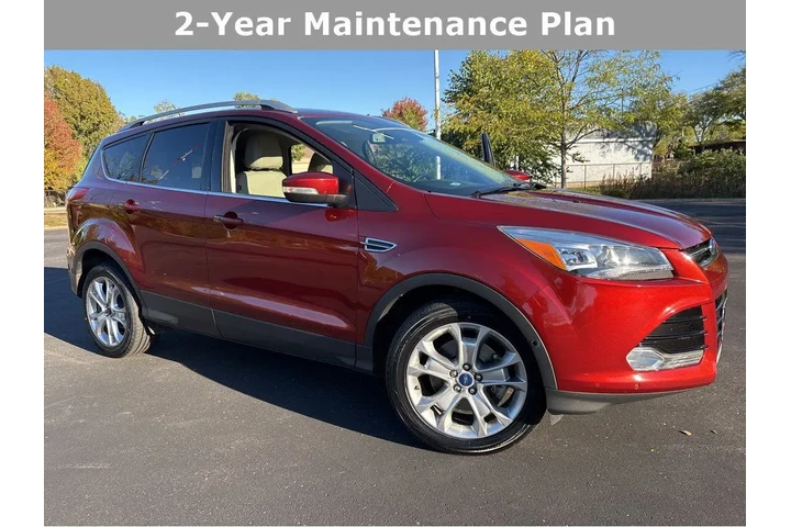 $12000 : 2015 Escape Titanium image 1