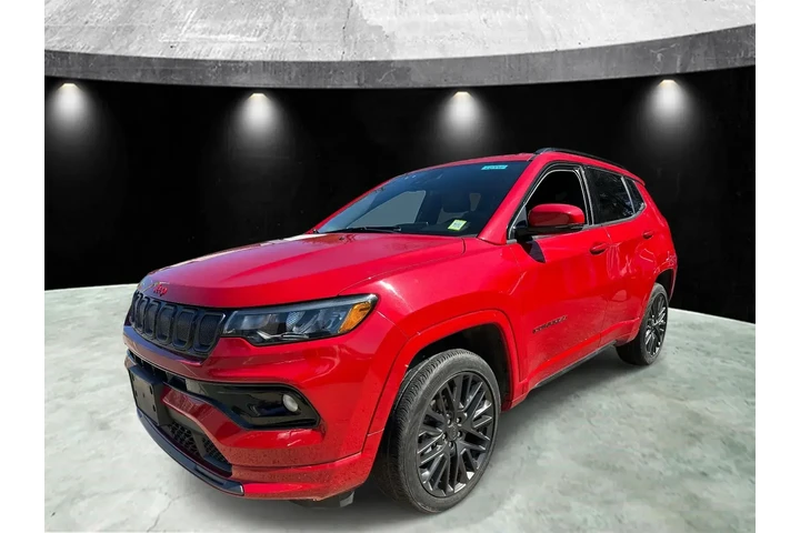 $21985 : Jeep Compass 2022 4x4 (Red) image 6