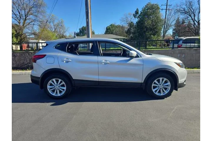 $13995 : Nissan Rogue Sport 2018 AWD image 3