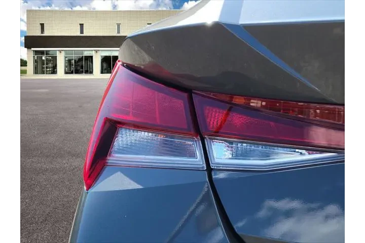 $18577 : Hyundai ELANTRA 2025 SE 4dr image 10