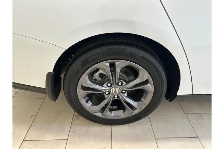 $27498 : Honda Accord Hybrid 2023 EX- image 8