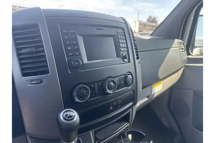 $36999 : Mercedes-Benz Sprinter 2014 image 8