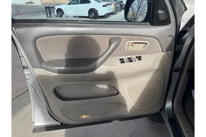 2004 Tundra SR5 Double Cab 2WD image 10