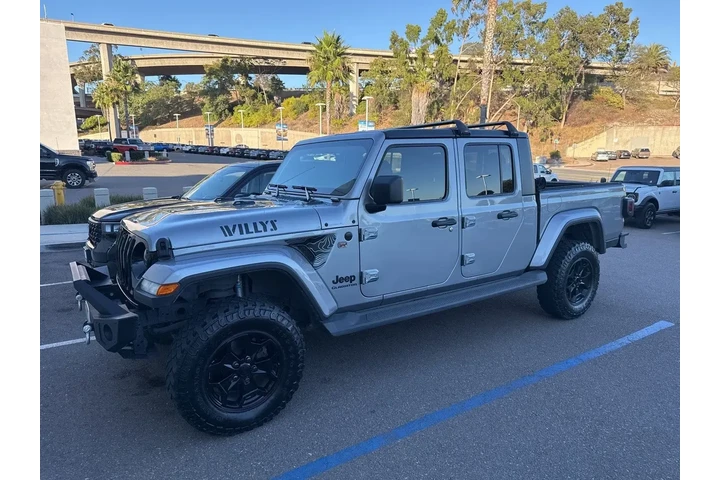 $31900 : Jeep Gladiator 2021 4x4 Spor image 5