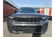 $37000 : Jeep Grand Cherokee 2023 4x4 thumbnail