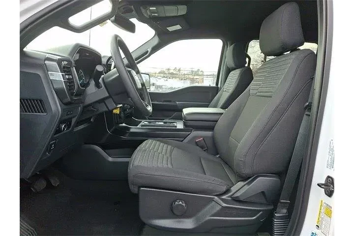 $36230 : Ford F-150 2023 4x4 XL 4dr S image 10