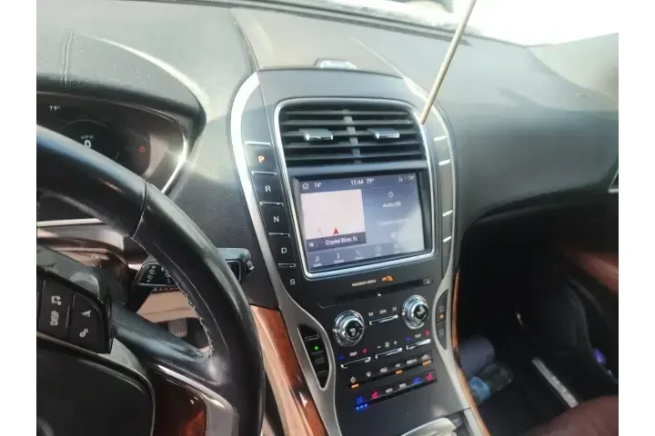 $17855 : Lincoln Nautilus 2020 AWD Re image 4