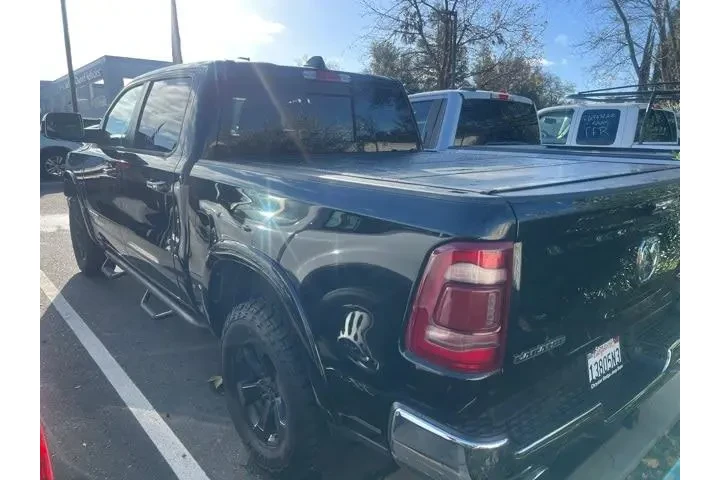 $39988 : Ram 1500 2022 4x4 Laramie 4d image 5