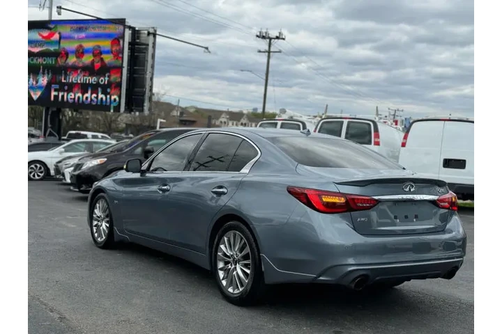 2019 Q50 3.0T Luxe image 10