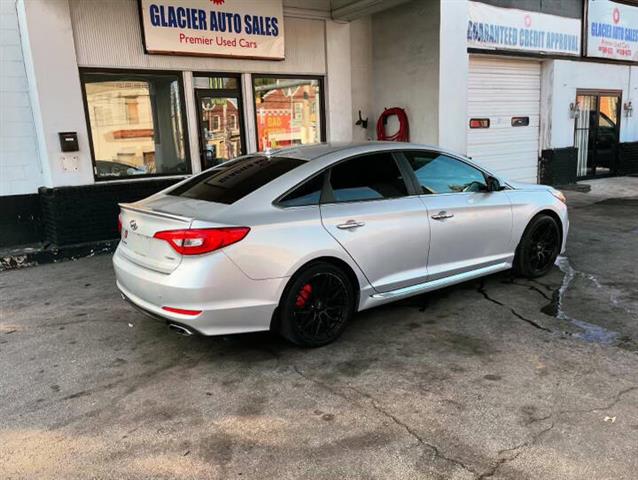 $14145 : 2015 Sonata Sport image 4