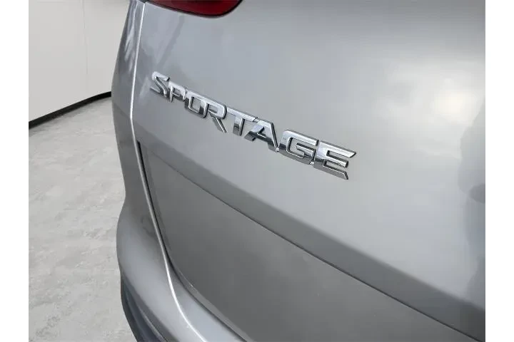 $21988 : Kia Sportage 2021 AWD EX 4dr image 8