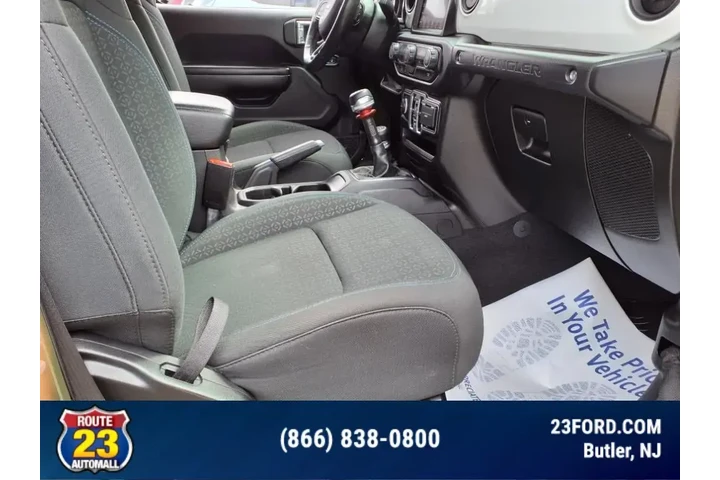 $30836 : Jeep Wrangler Unlimited 2021 image 10