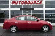 2018 Versa Sedan en Milwaukee