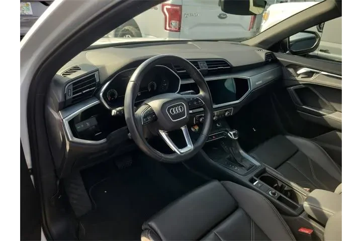 $24991 : Audi Q3 2022 AWD quattro S l image 8