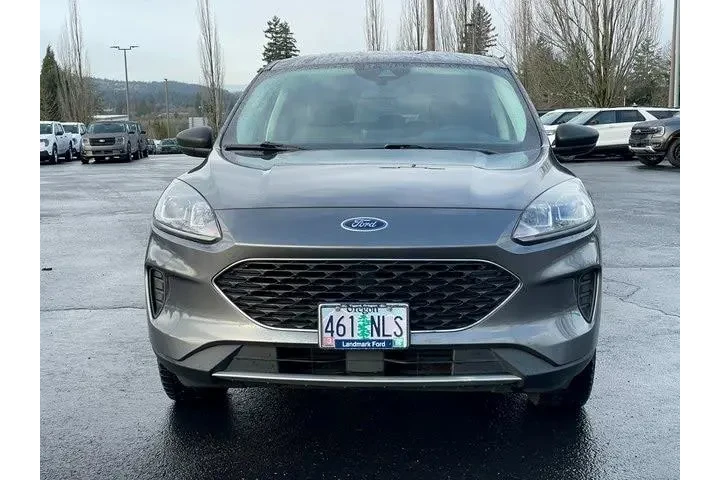 $22995 : Ford Escape Plug-In Hybrid 2 image 10