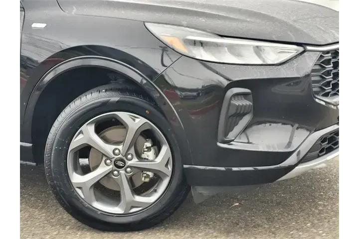 $20010 : Ford Escape 2024 AWD ST-Line image 9