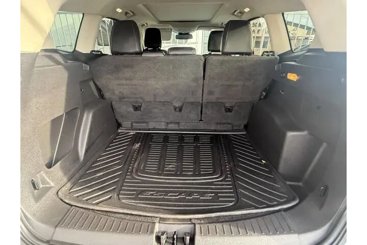 $9900 : 2019 Escape image 3