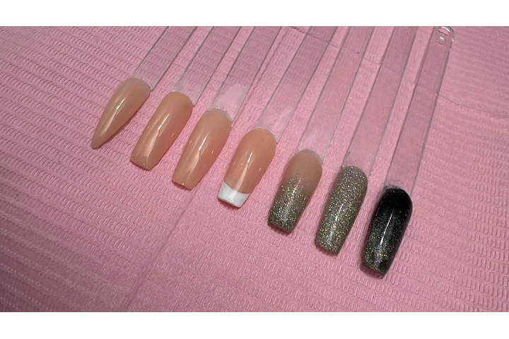 Le belle nails image 2